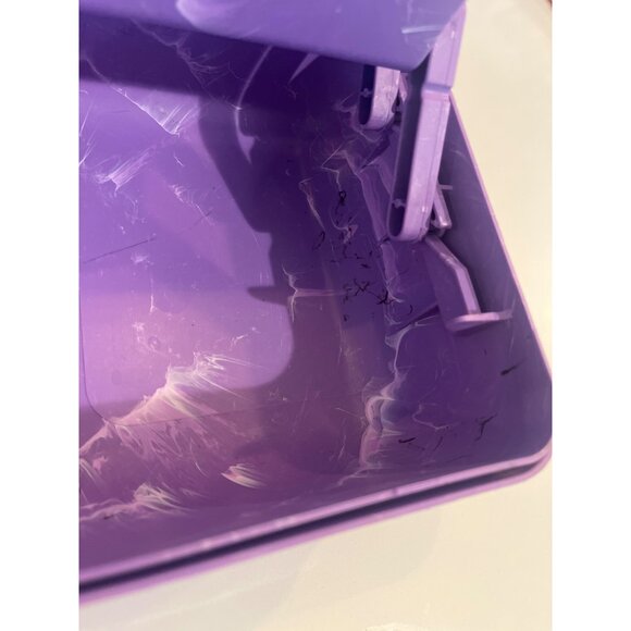 Vintage Purple Marbled Plastic Carry Case With Handle & Latch Closure - Picture 10 of 12